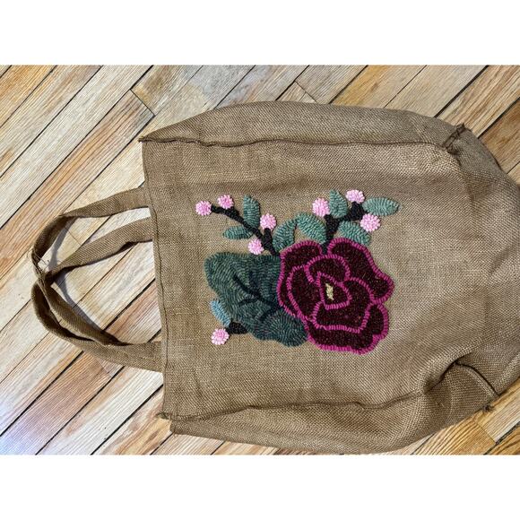 Antique Mid-Century Handmade Floral Hooked Wool Work on Burlap Tote Bag - Picture 10 of 15